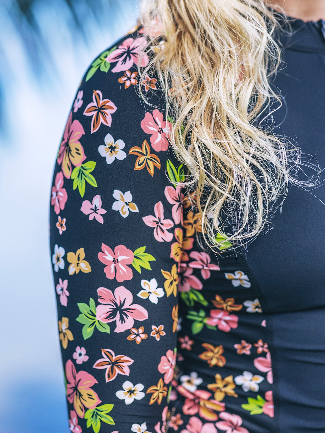 Hurley On Sale | Hibiscus Dream Long Sleeve Front Zip Rashguard - Black Floral