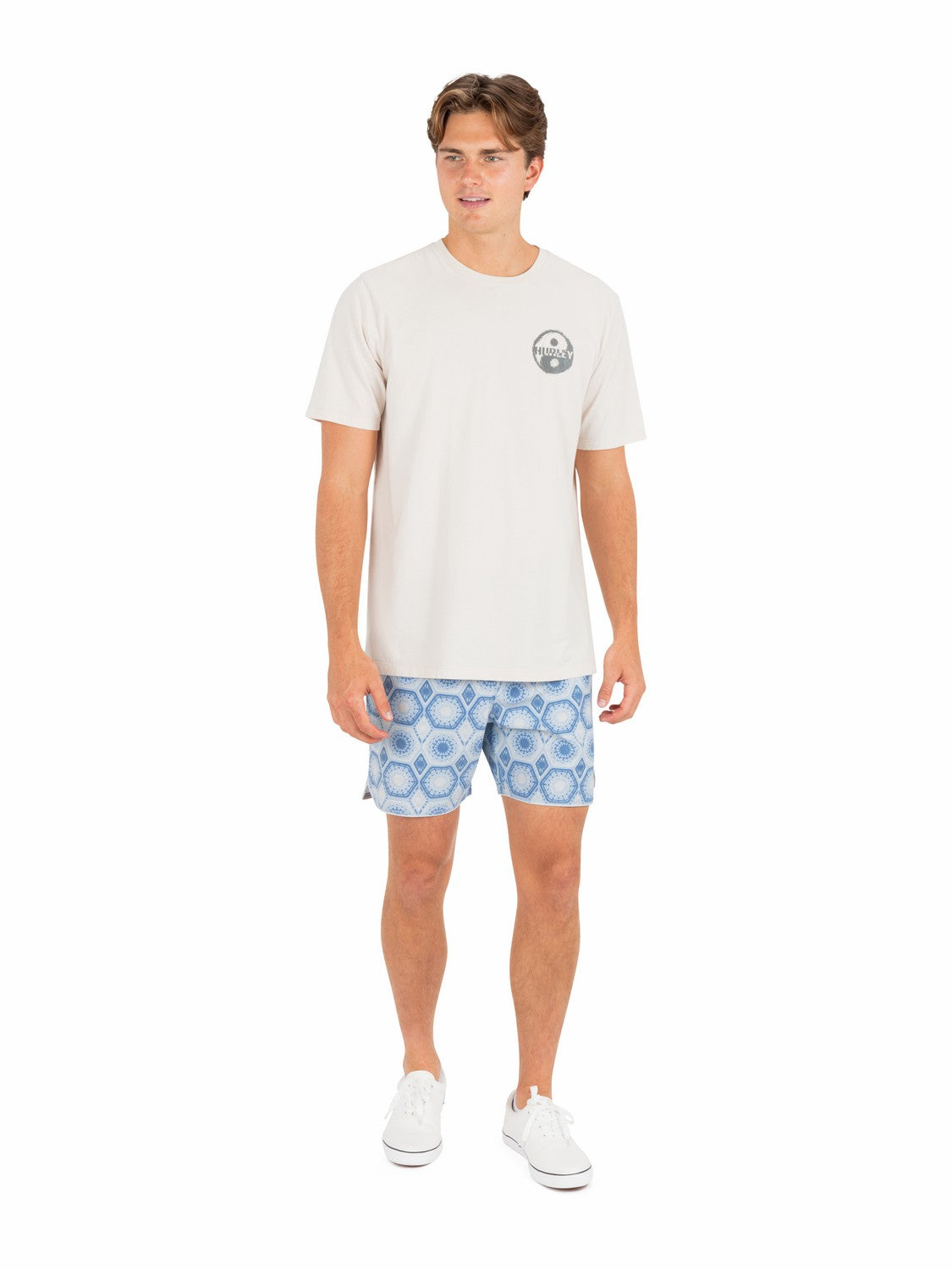 Hurley | Phantom Naturals Scallop Volley 17" - Spring Breeze