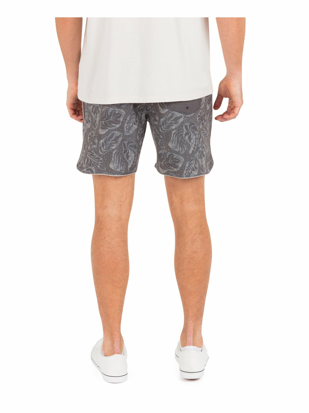 Hurley | Phantom Naturals Scallop Volley 17" - Black