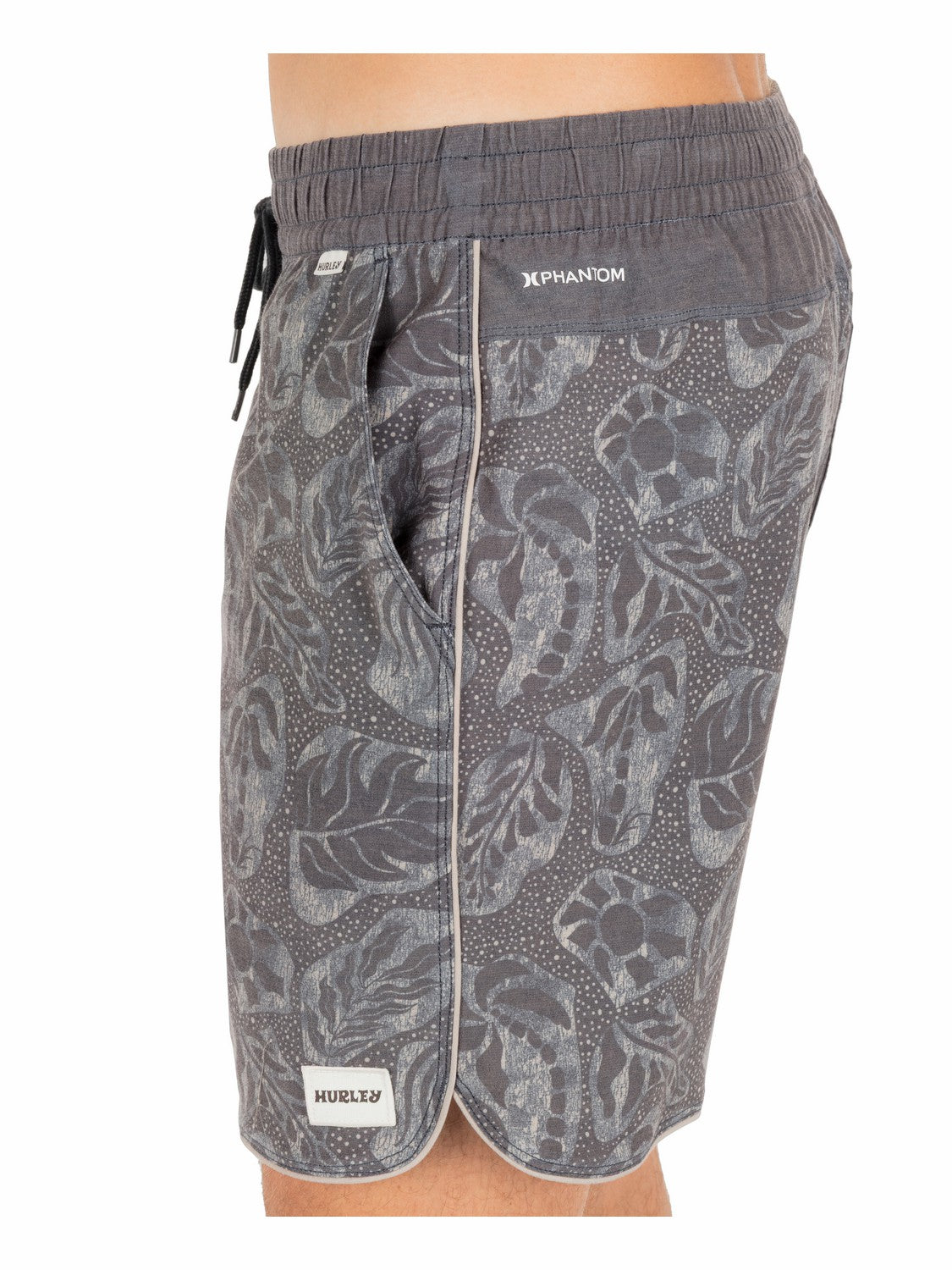 Hurley | Phantom Naturals Scallop Volley 17" - Black