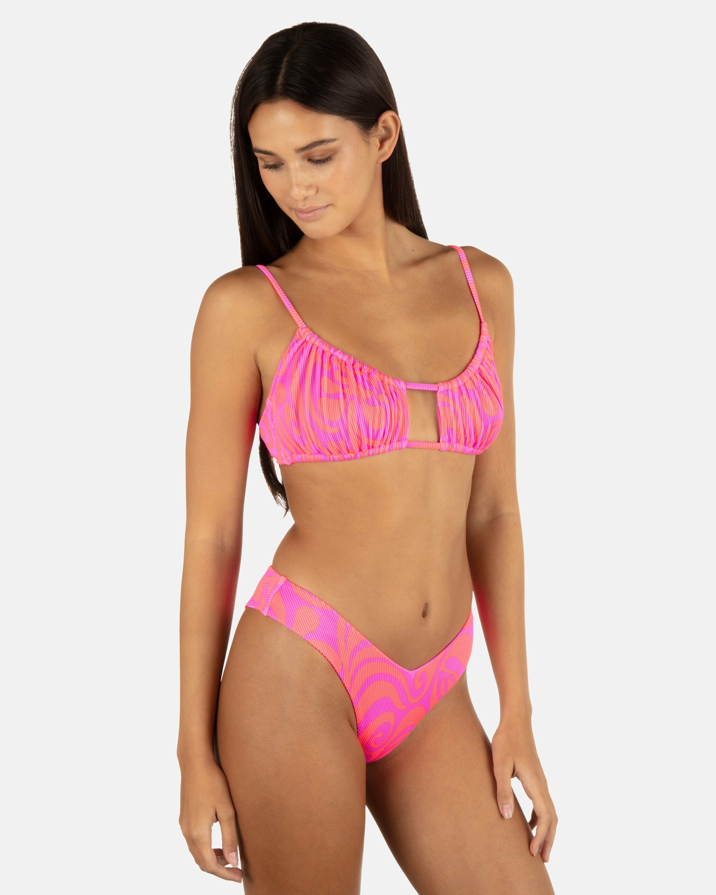 Hurley Onsale | Trip Hop Scoop Front Bralette - Maraschino